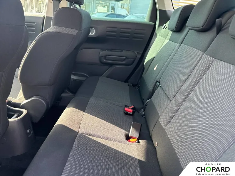 Image secondaire du véhicule 12