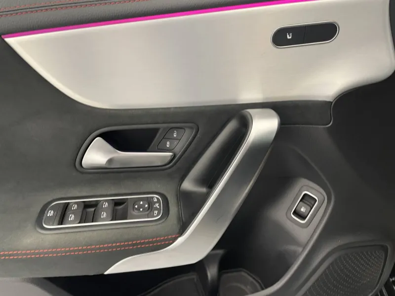 Image secondaire du véhicule 29