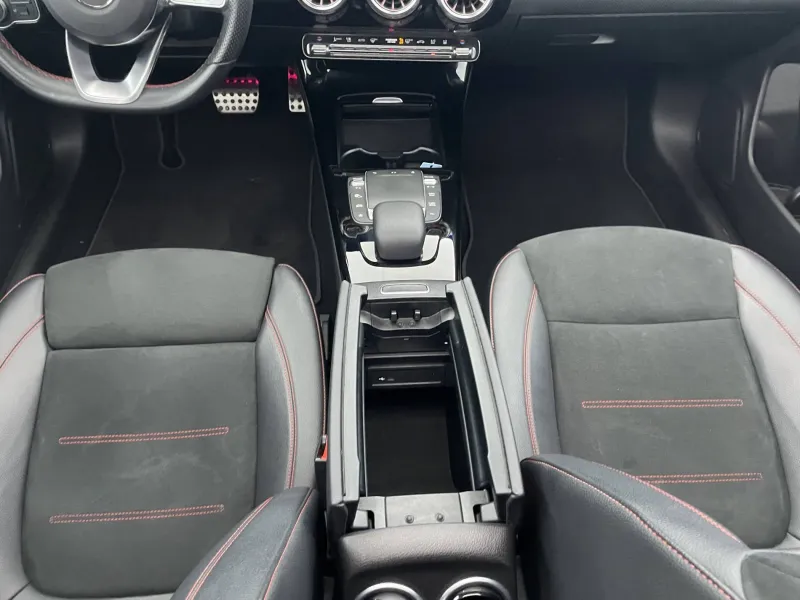 Image secondaire du véhicule 31