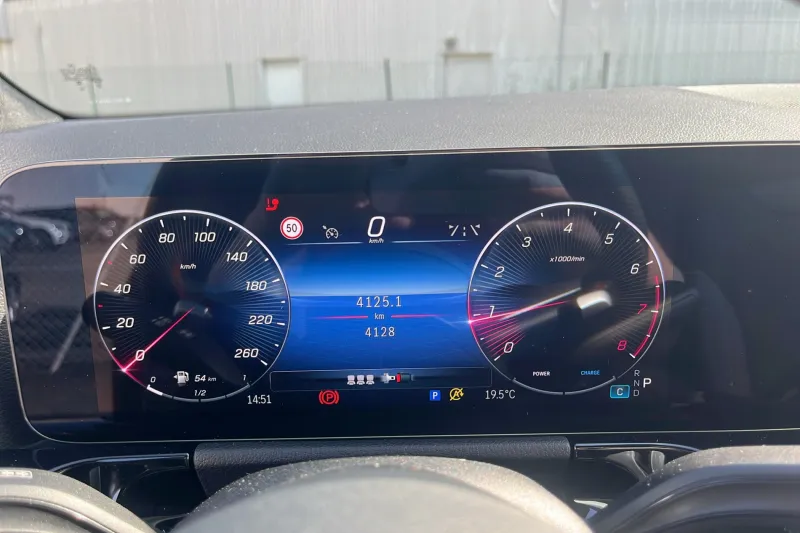 Image secondaire du véhicule 22