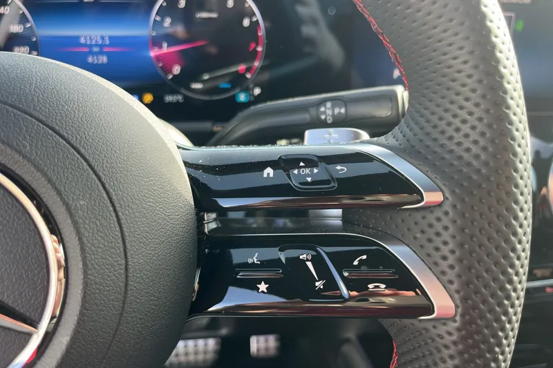 Image secondaire du véhicule 24