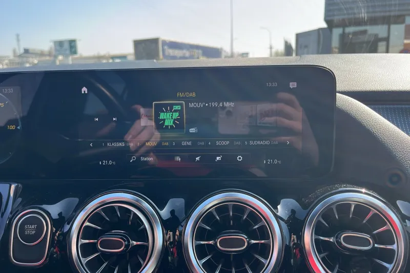 Image secondaire du véhicule 25