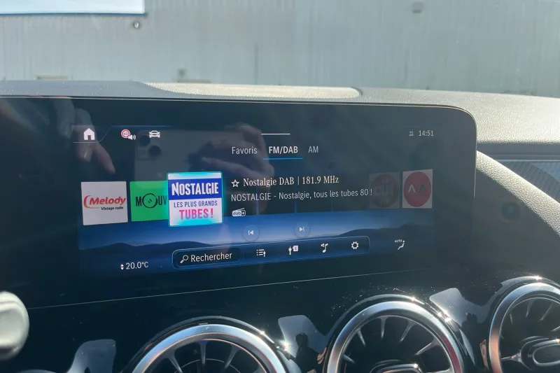 Image secondaire du véhicule 30