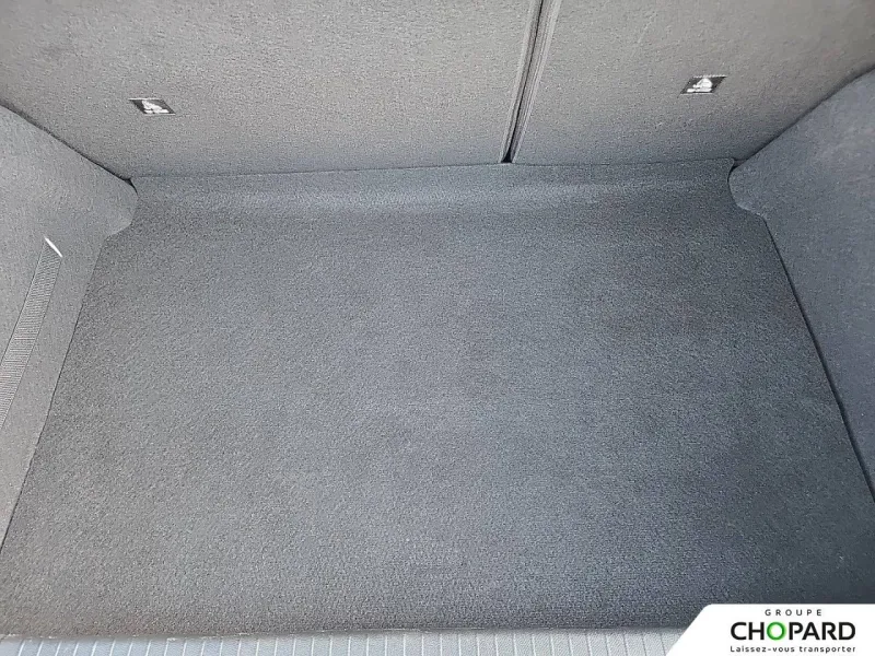 Image secondaire du véhicule 9