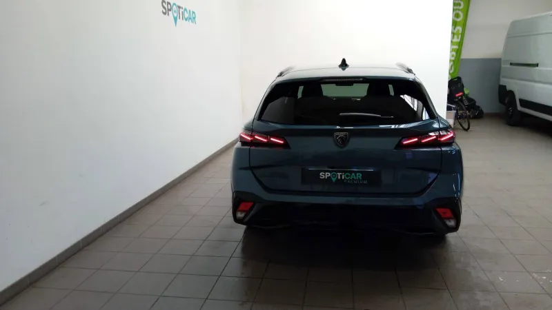 Image secondaire du véhicule 4