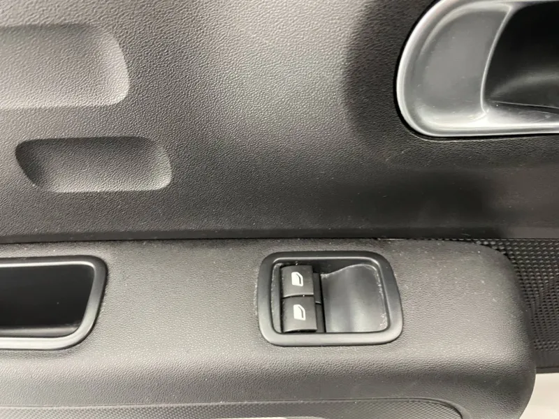 Image secondaire du véhicule 33