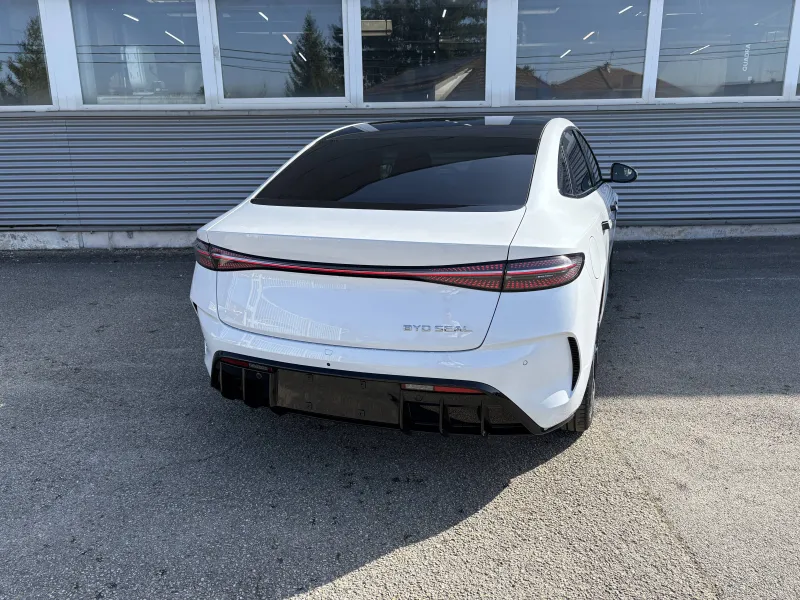 Image secondaire du véhicule 6