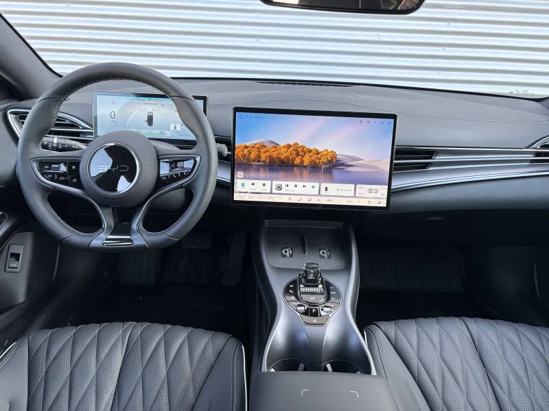 Image secondaire du véhicule 11