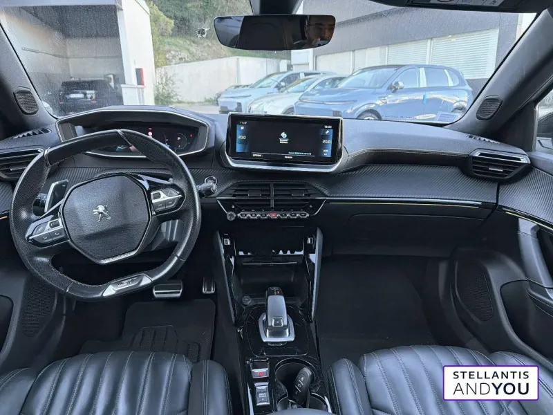 Image secondaire du véhicule 9