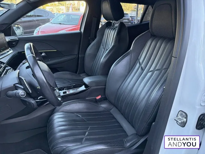 Image secondaire du véhicule 10