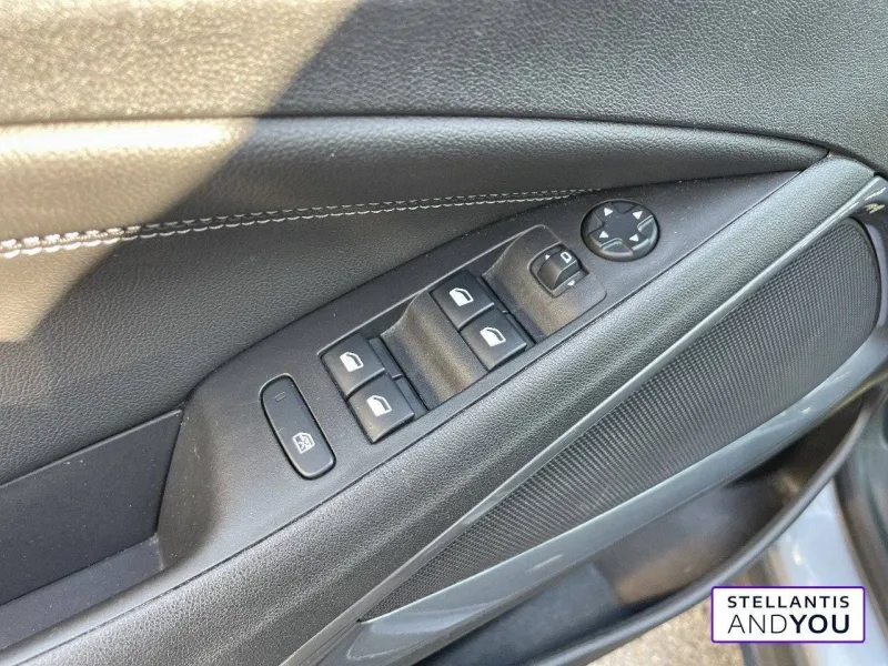 Image secondaire du véhicule 20