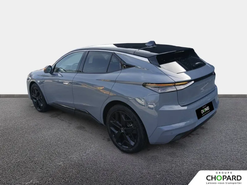 Image secondaire du véhicule 8