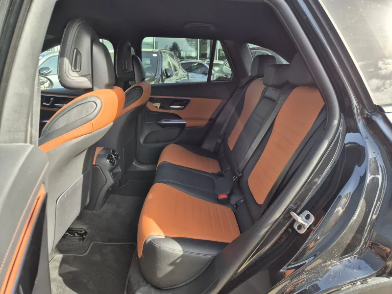 Image secondaire du véhicule 11