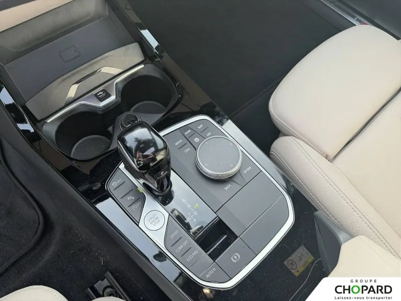 Image secondaire du véhicule 24