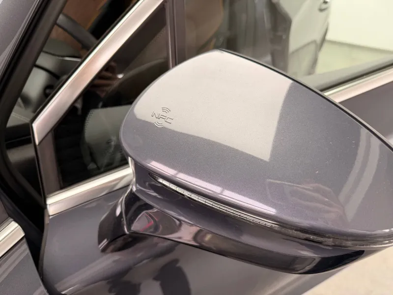 Image secondaire du véhicule 10