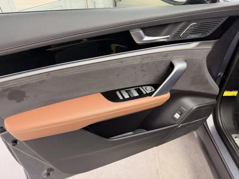 Image secondaire du véhicule 11