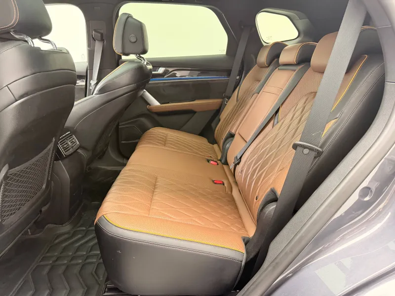 Image secondaire du véhicule 18