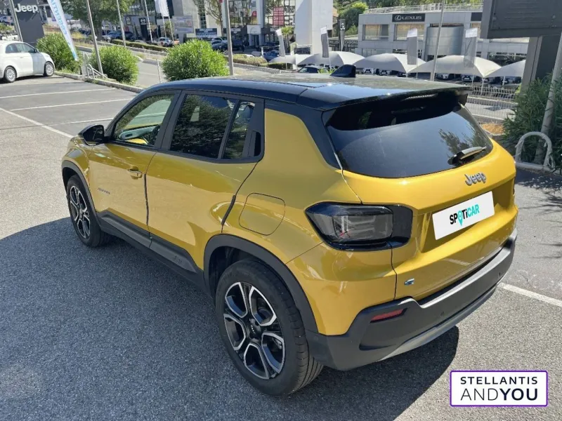 Image secondaire du véhicule 8