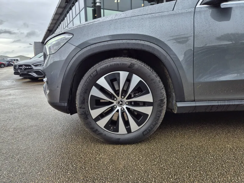 Image secondaire du véhicule 5