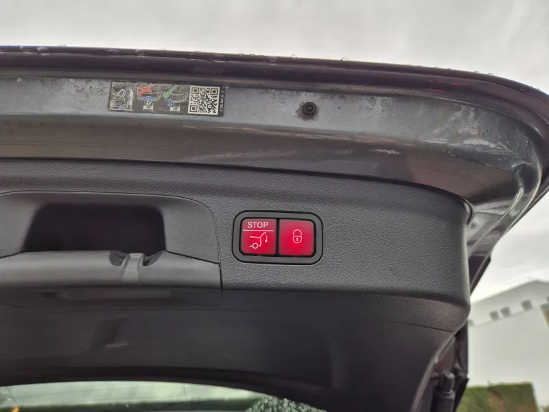 Image secondaire du véhicule 10