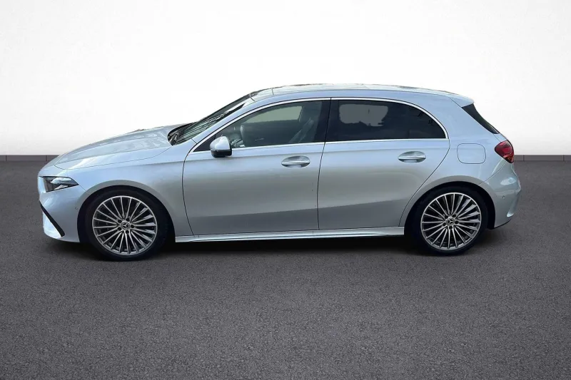 Image secondaire du véhicule 4