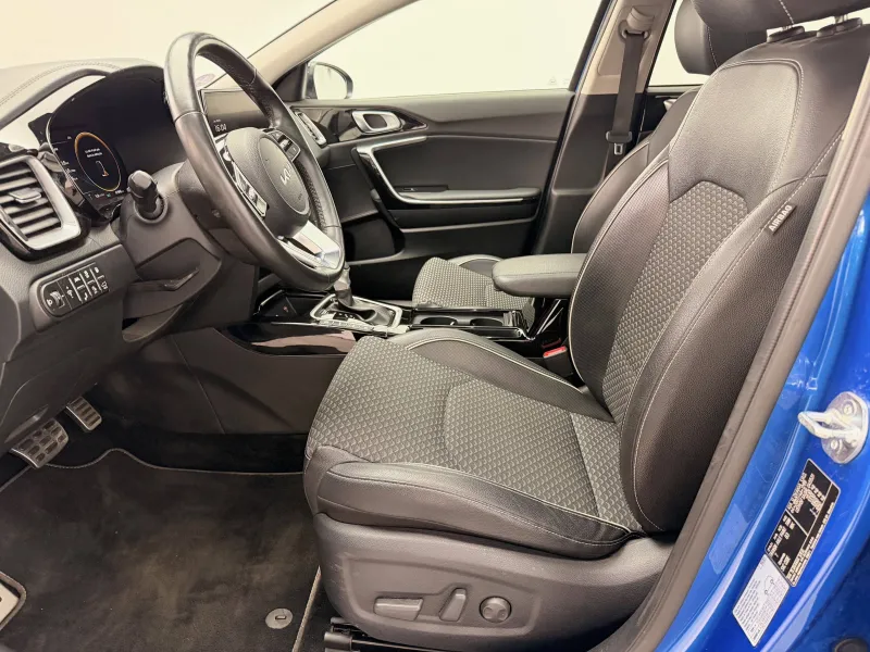 Image secondaire du véhicule 11