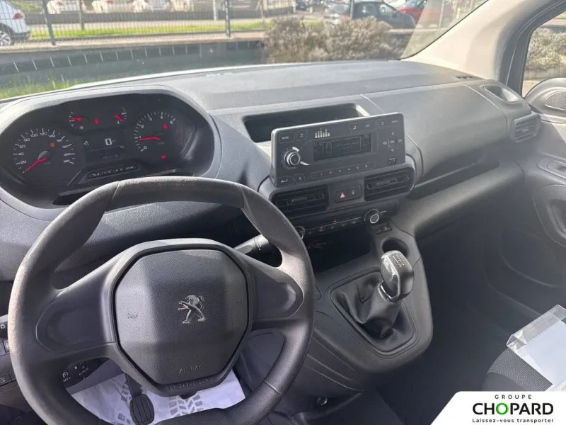 Image secondaire du véhicule 13