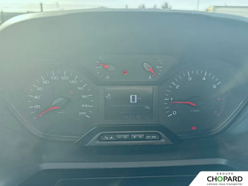 Image secondaire du véhicule 18