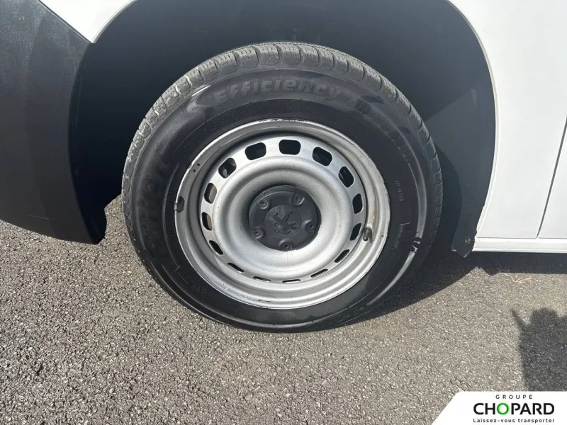 Image secondaire du véhicule 22