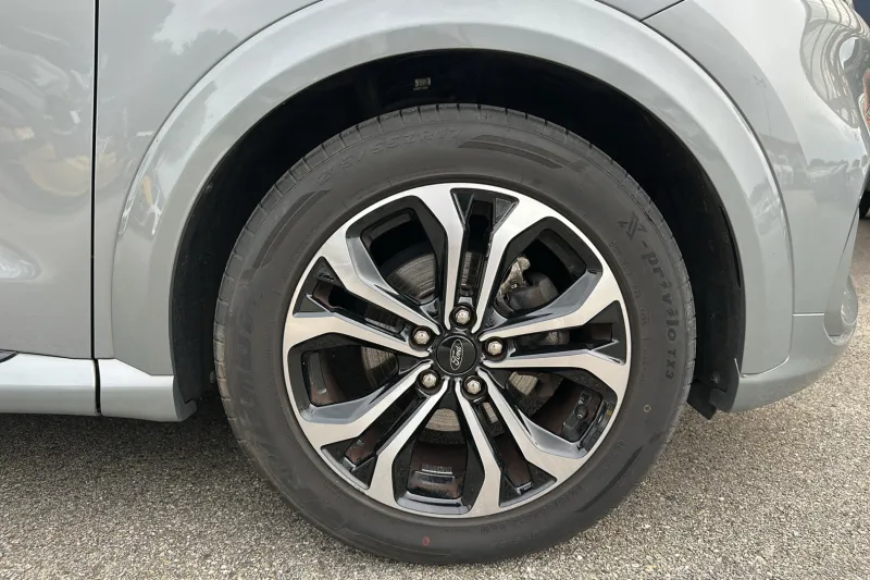 Image secondaire du véhicule 32