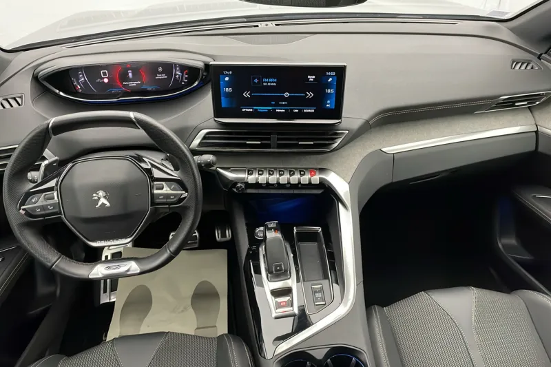 Image secondaire du véhicule 10