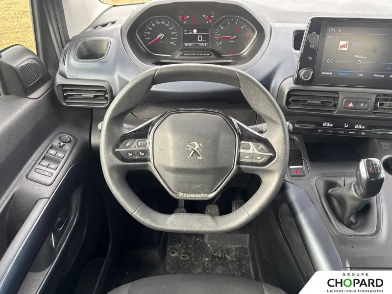 Image secondaire du véhicule 17