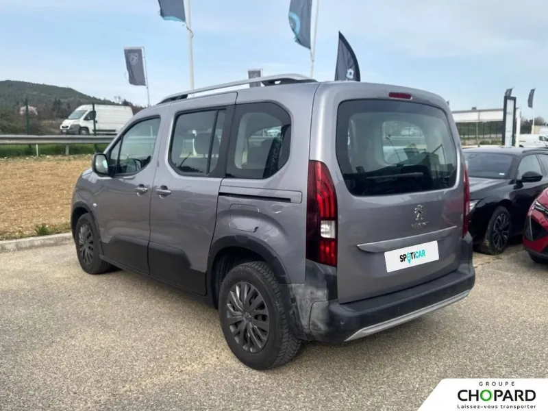 Image secondaire du véhicule 30