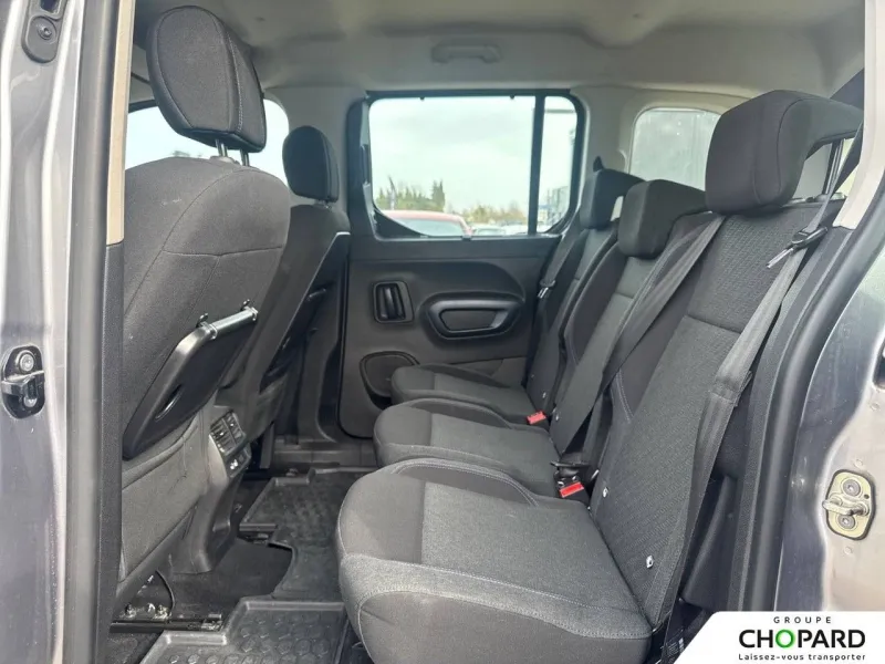 Image secondaire du véhicule 36