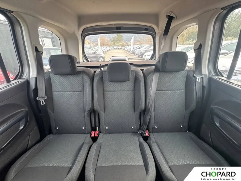 Image secondaire du véhicule 37