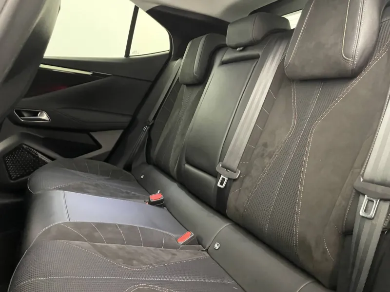 Image secondaire du véhicule 16