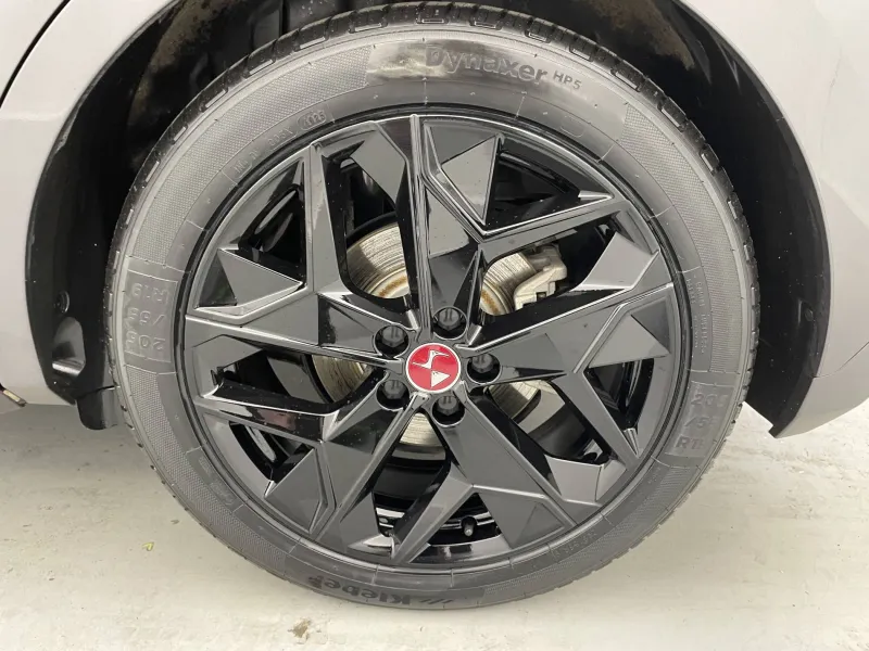 Image secondaire du véhicule 17