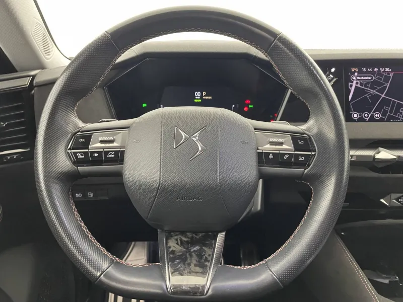 Image secondaire du véhicule 23