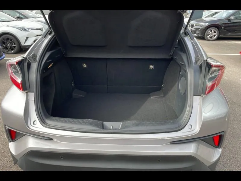 Image secondaire du véhicule 10