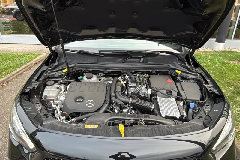 Image secondaire du véhicule 44