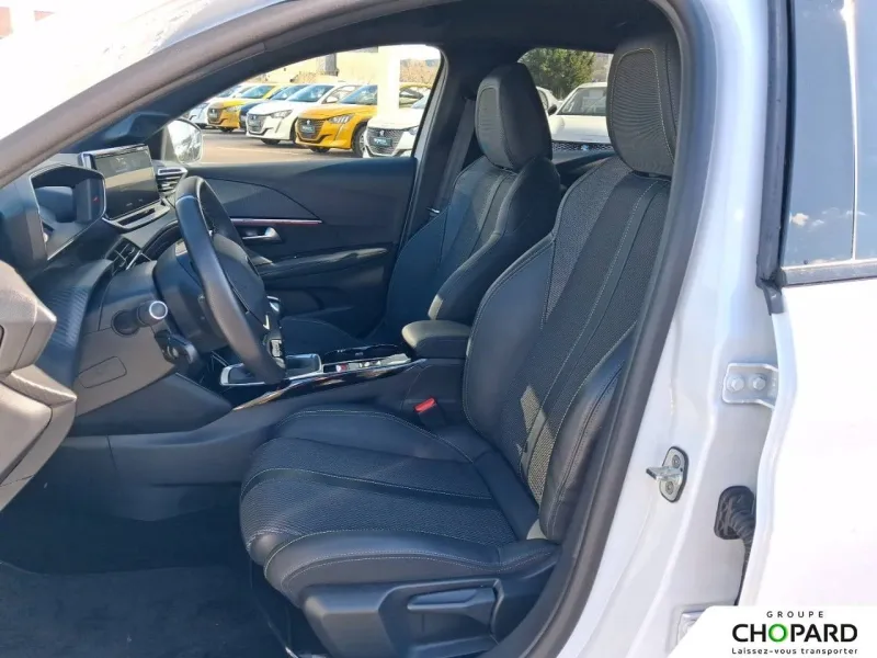 Image secondaire du véhicule 9