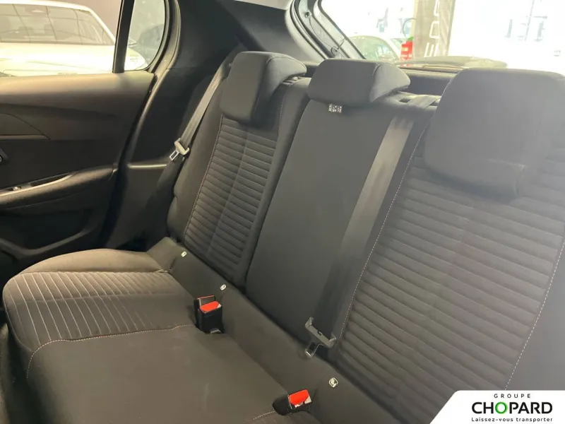 Image secondaire du véhicule 12