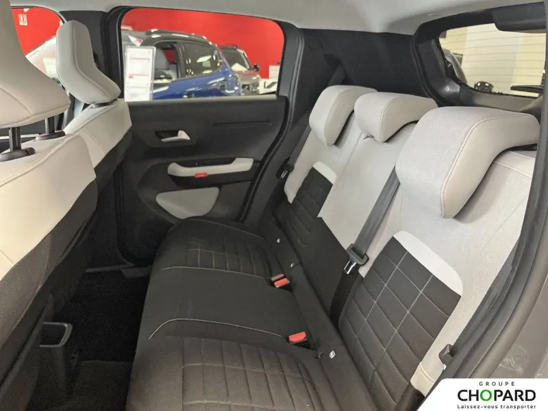 Image secondaire du véhicule 12