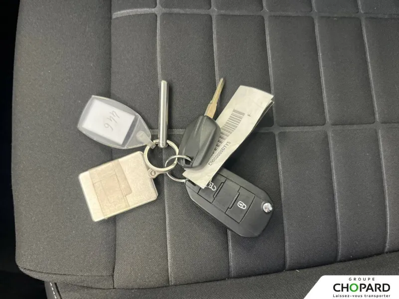 Image secondaire du véhicule 17