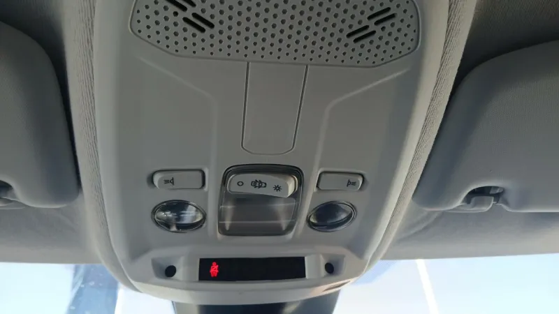 Image secondaire du véhicule 32