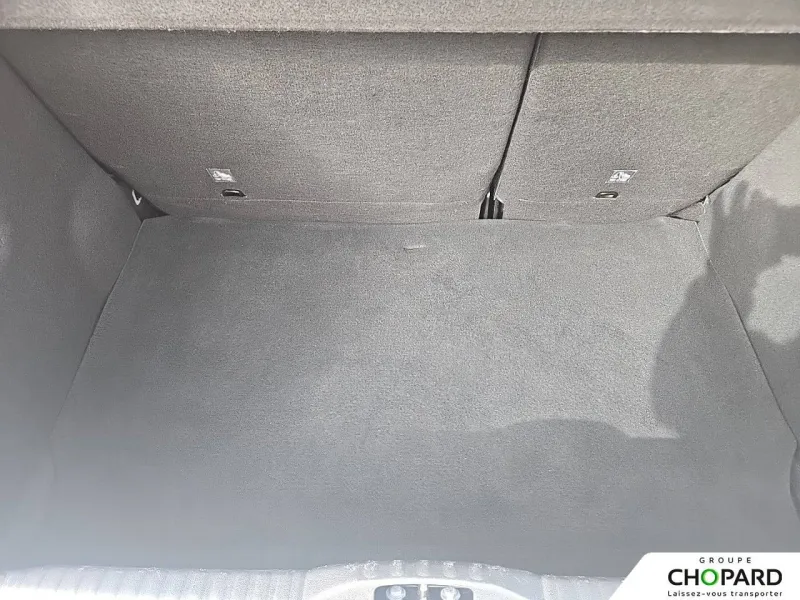 Image secondaire du véhicule 9