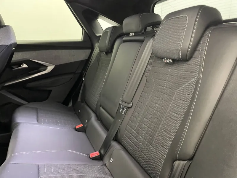 Image secondaire du véhicule 16