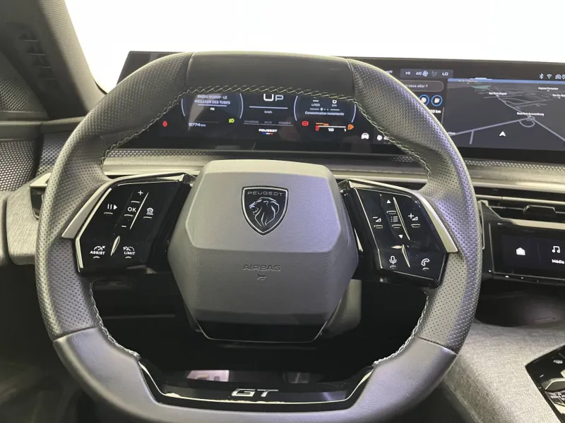 Image secondaire du véhicule 24