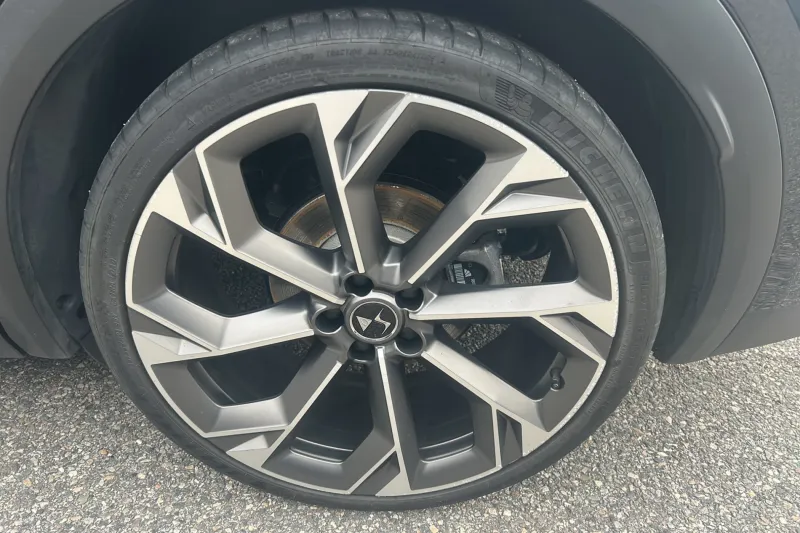 Image secondaire du véhicule 10