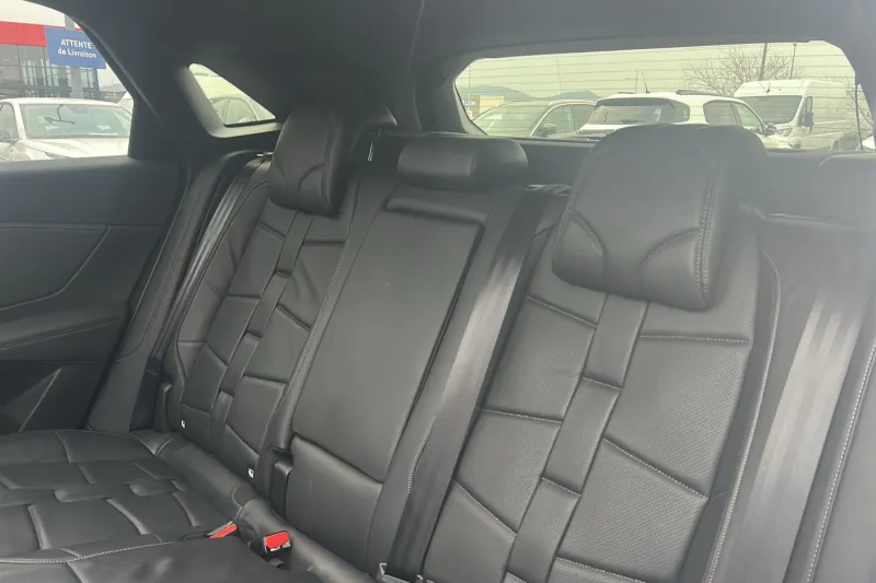 Image secondaire du véhicule 15